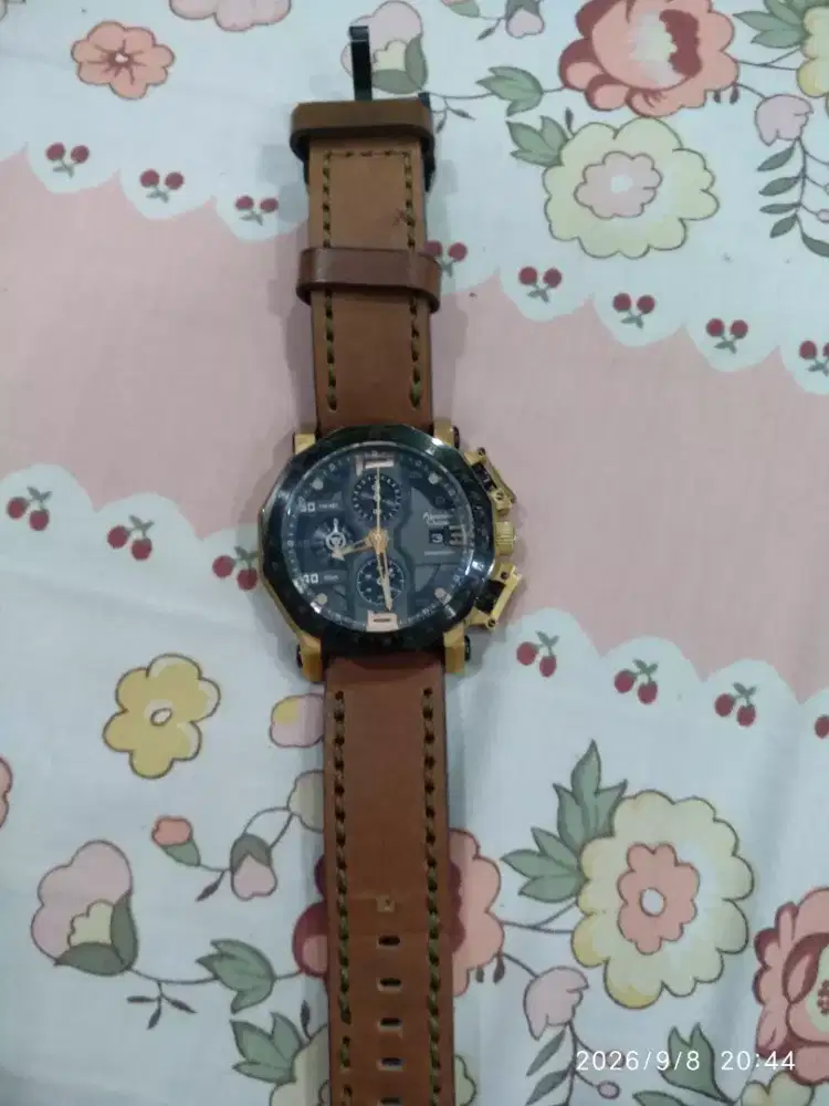 Jual jam tangan Alexander Christe lengkap mulus tinggal pake