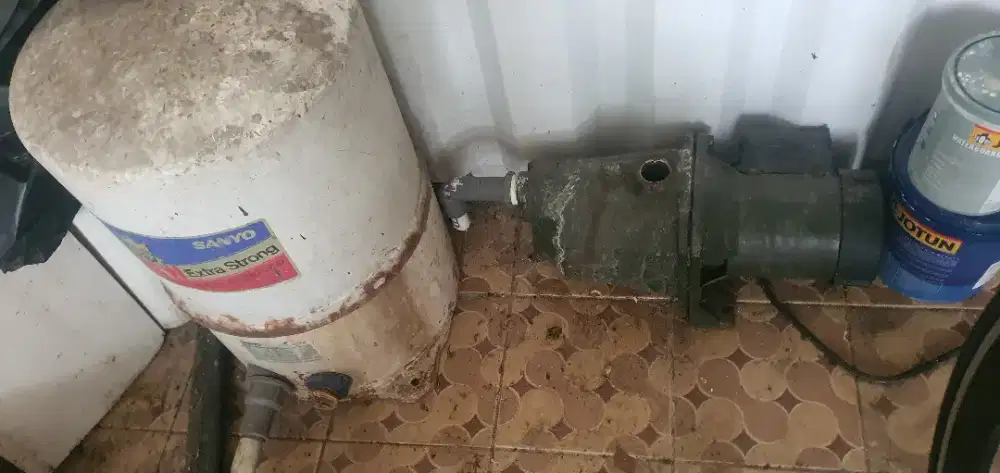 Dijual pompa air ada 2