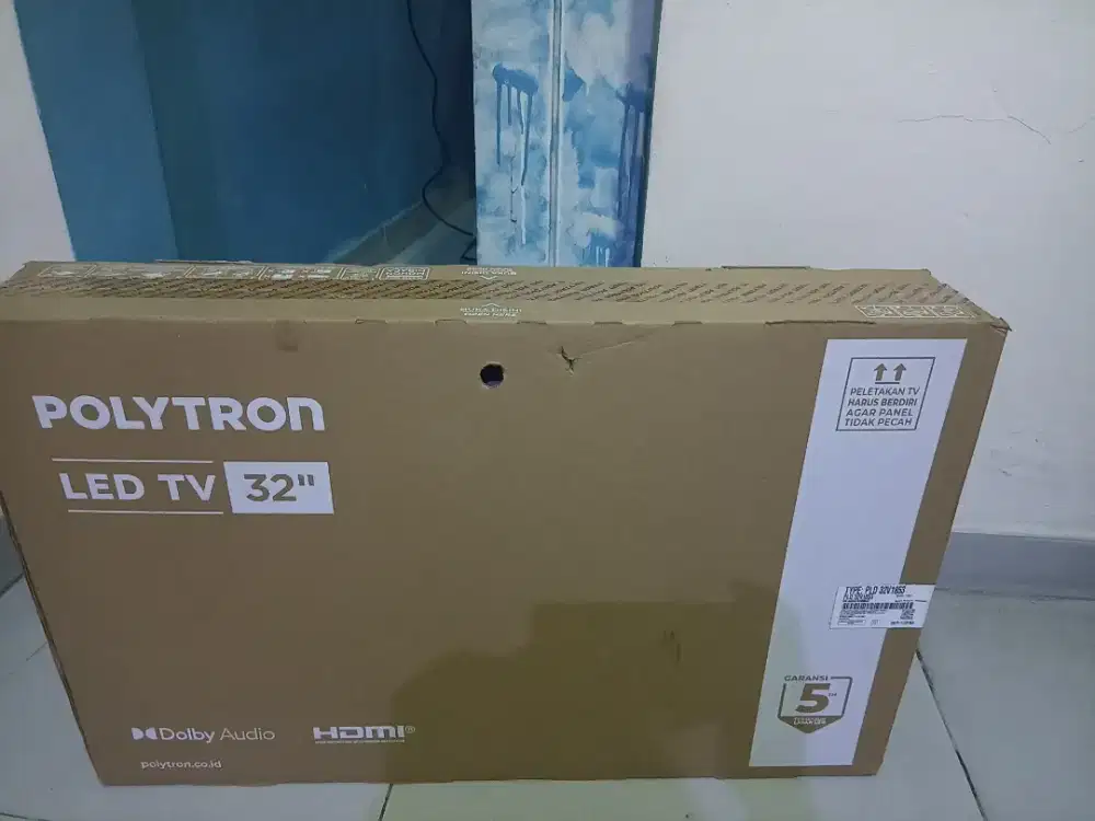 Tv LED Polytron 32 in digital tv new baru