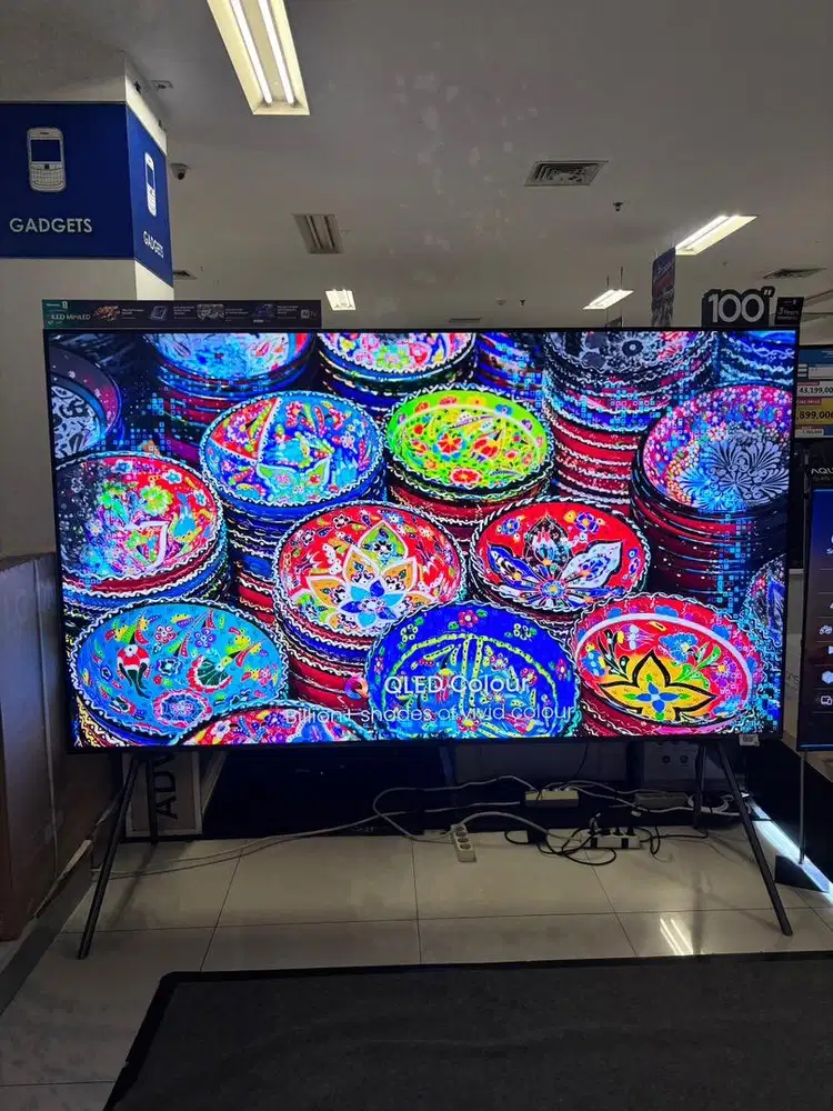 Miniled TV 100 inch Hisense