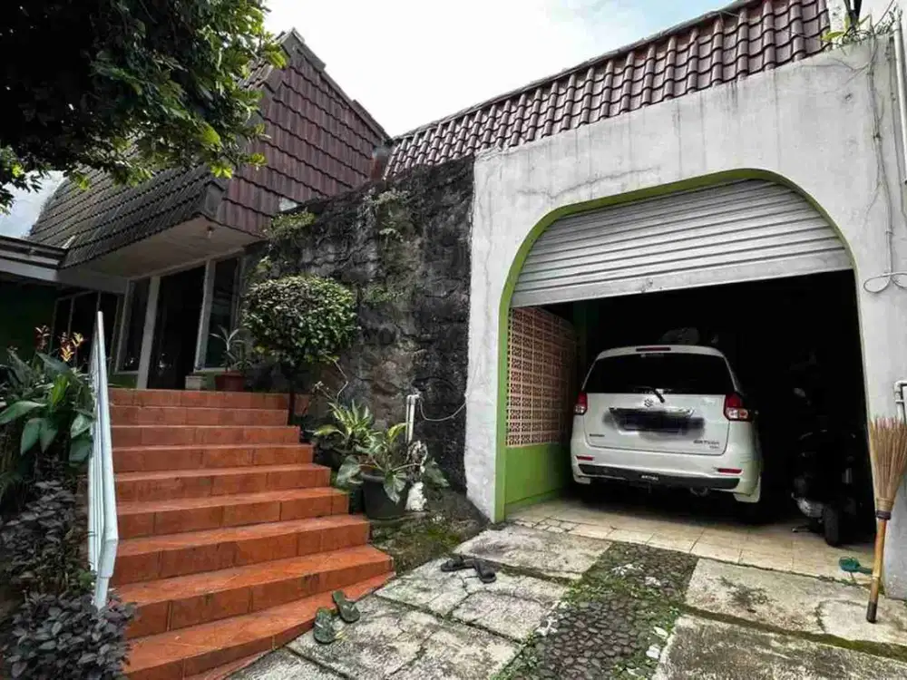 Rumah hook siap huni lingkungan nyaman di Cinere estate