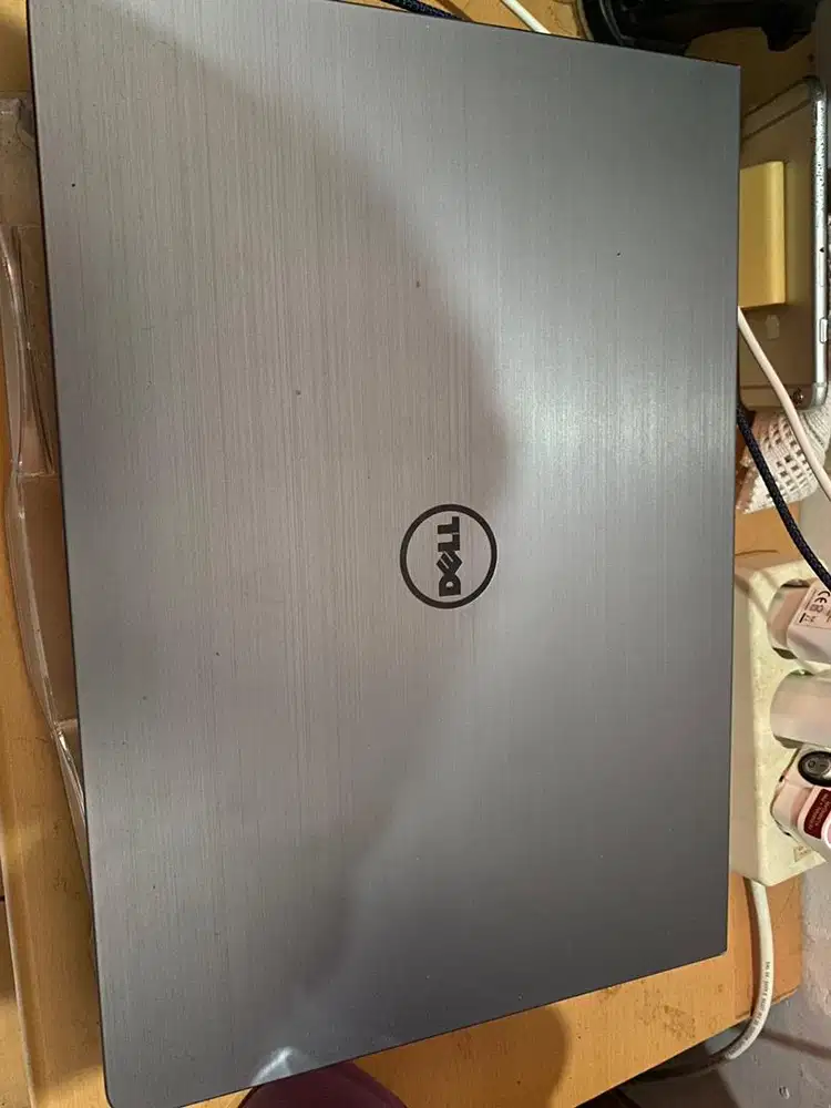 LAPTOP DELL VOSTRO i5 (Lengkap Box + RAM SSD BERGARANSI)