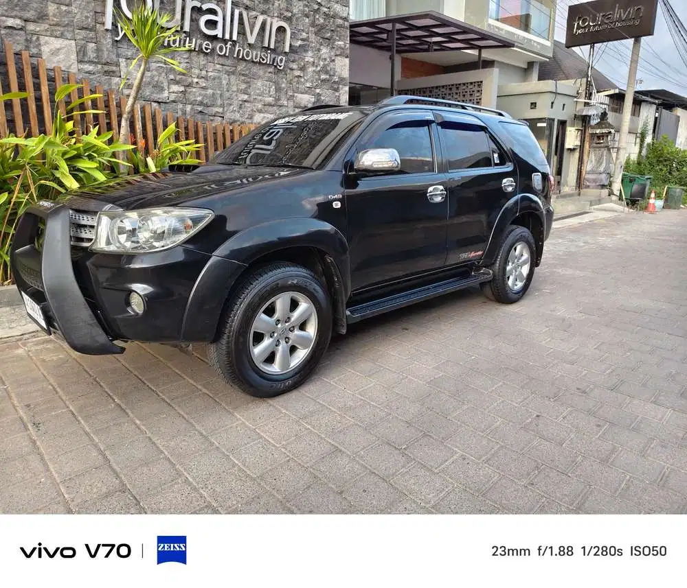 Toyota Fortuner 2011 Diesel