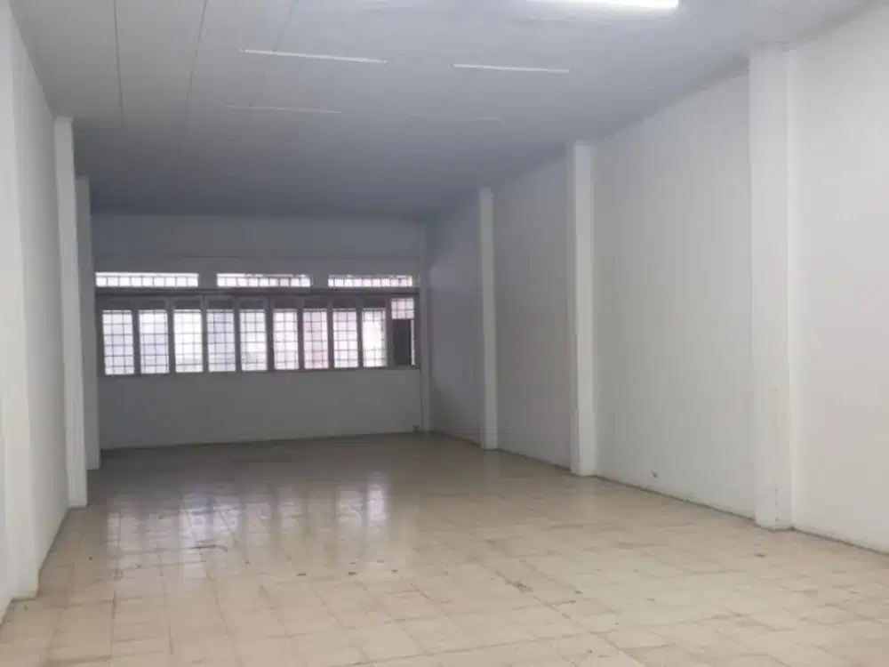 Jual Sewa Ruang Usaha Ruko Otista Pusat Kota