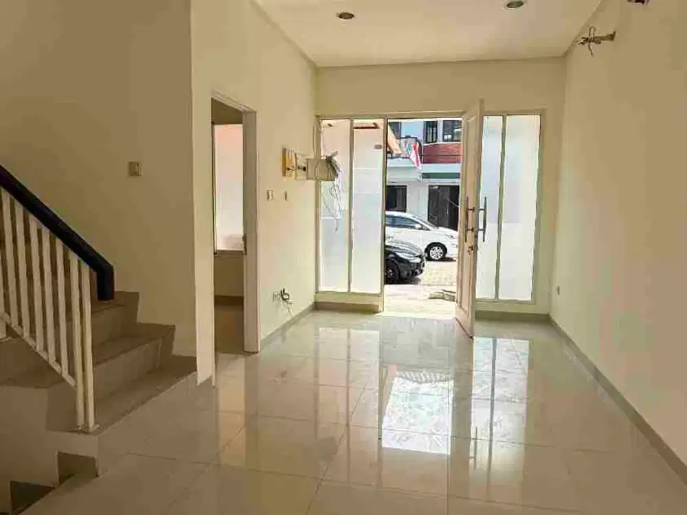 Disewakan rumah sgt rapih siap huni kosongan di Residence One-Bsd City