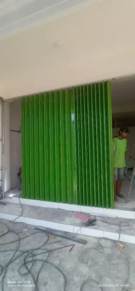 pintu harmonika