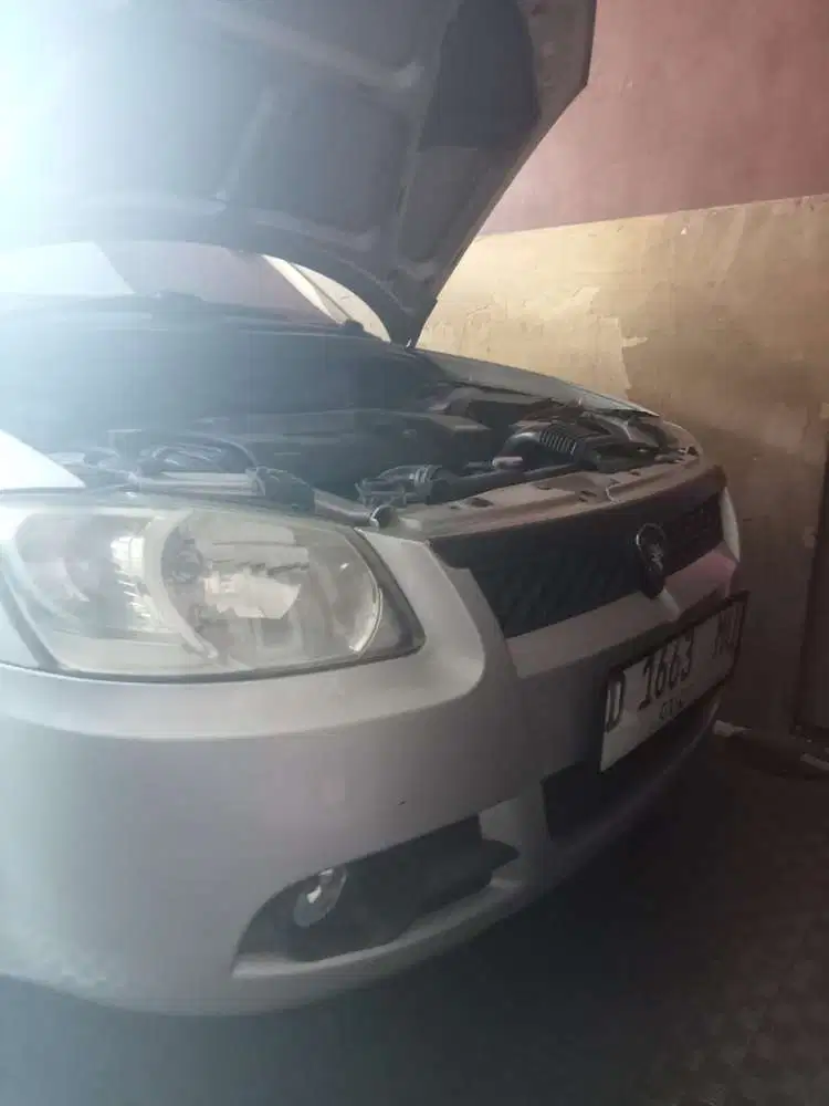 Proton Saga 2009 Bensin