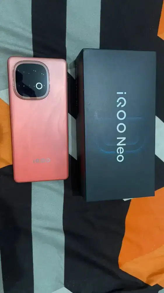 Iqoo neo 10 8/256