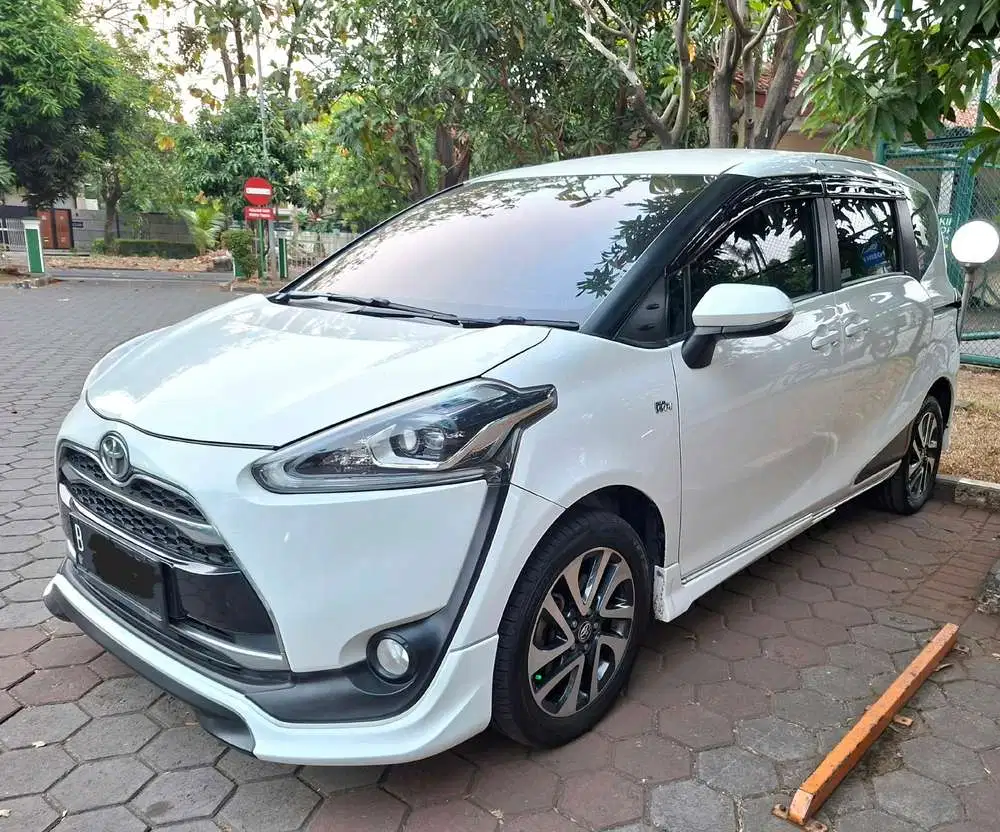 Toyota Sienta 2016 Bensin