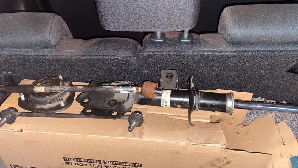 Shockbreaker bekas avanza