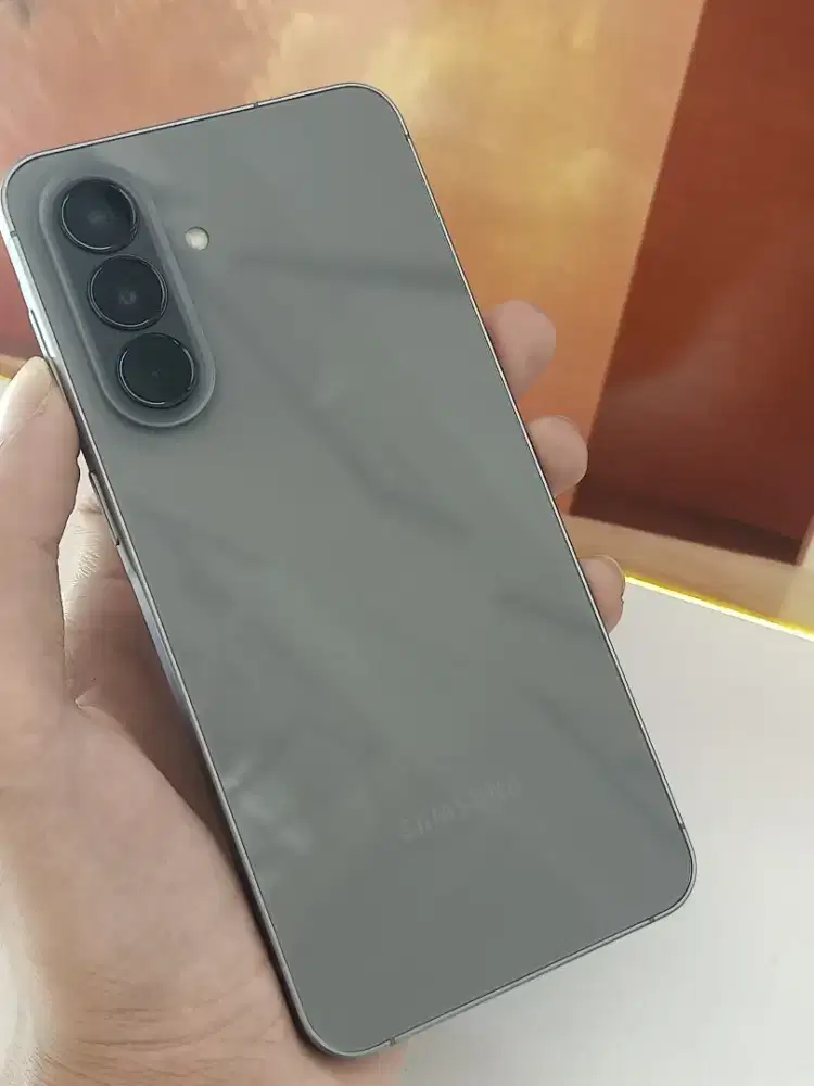 samsung A57 5G ram 8/256 resmi sein