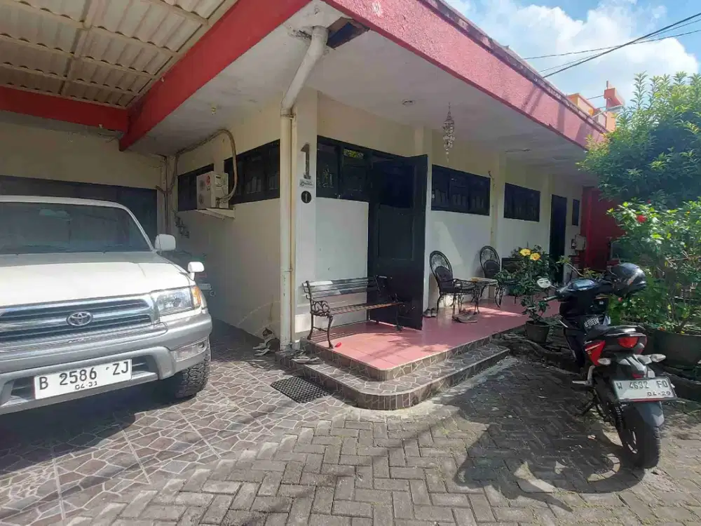 Dijual Rumah di pusat kota Surabaya (dekat Raya Darmo)