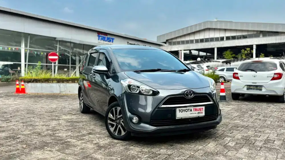 [ Garansi Toyota ] Toyota Sienta V 1.5 AT 2019 Istimewa