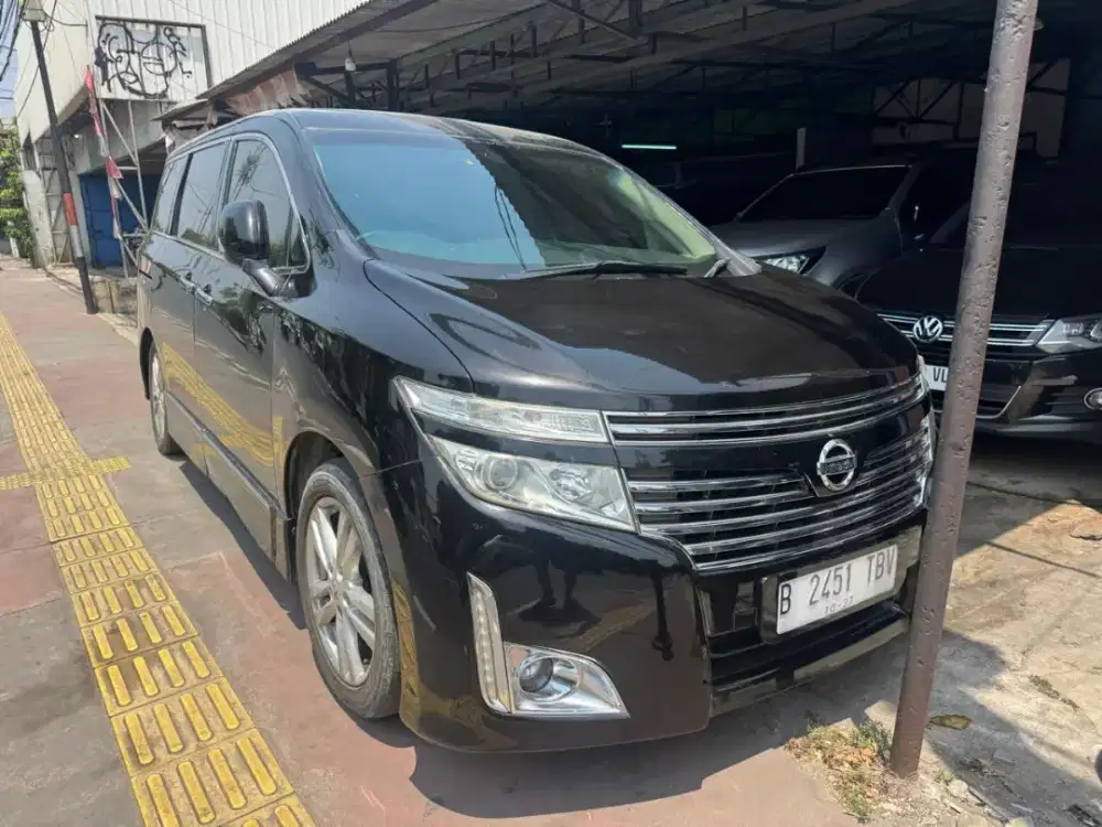 Nissan elgrand HWS th 2011AT