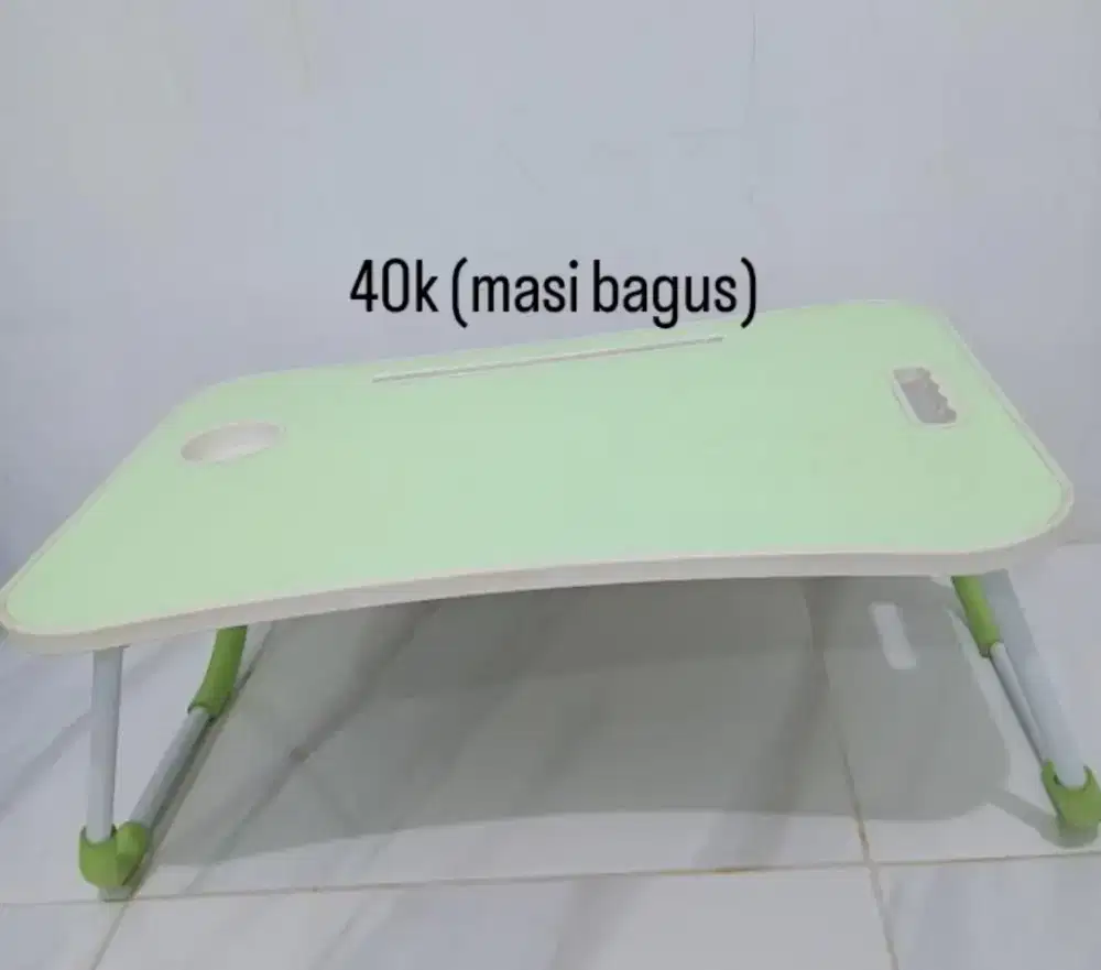Meja belajar bagus