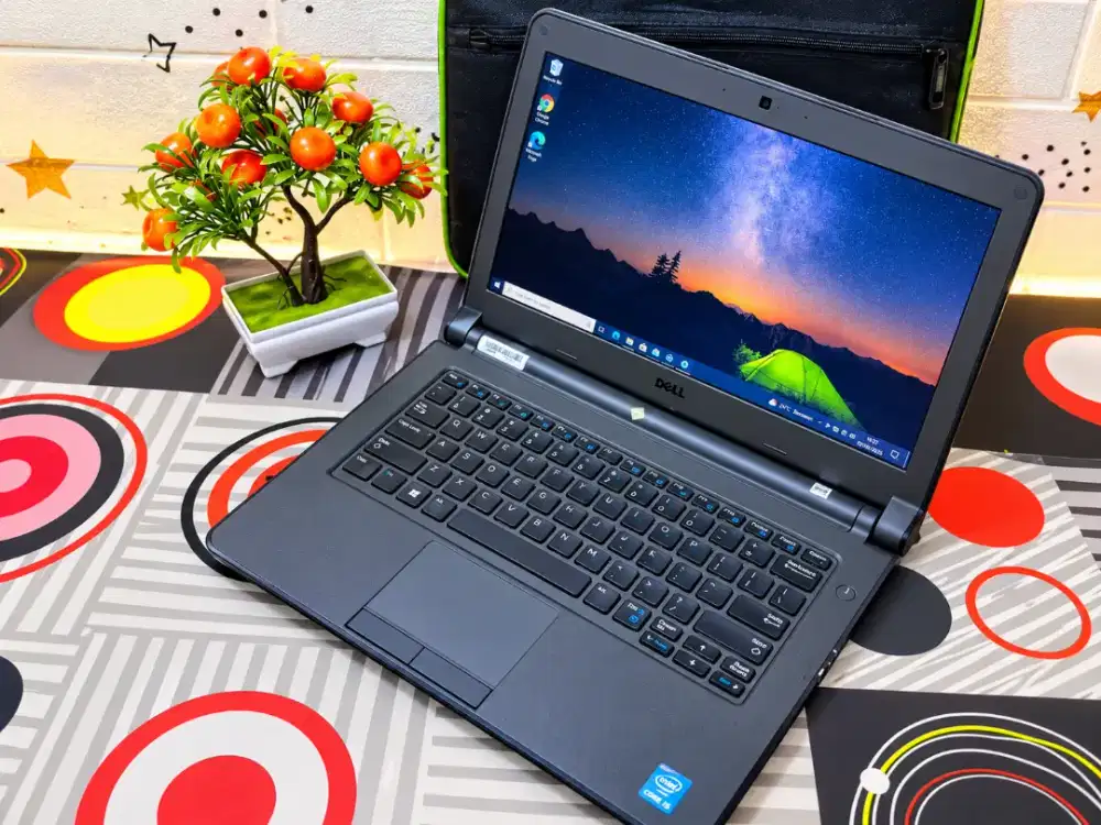 Laptop dell core i3 ram 4 hdd 500 gb normal harga terjangkau