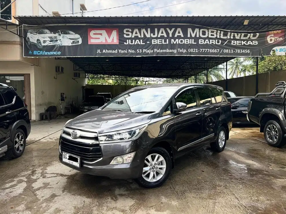 Innova Reborn V Luxury 2.4 A/T 2020/2021