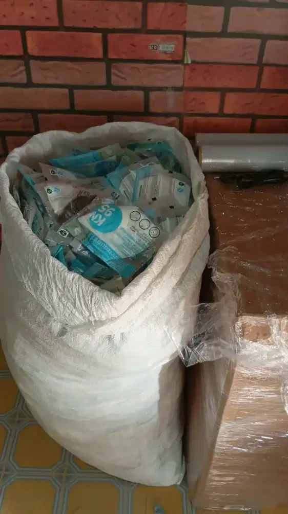 Masker penyaring udara