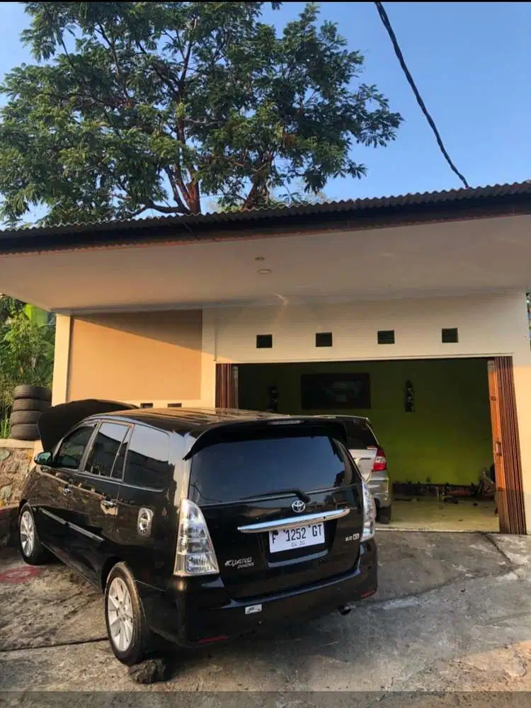 Toyota Kijang Innova 2009 Bensin