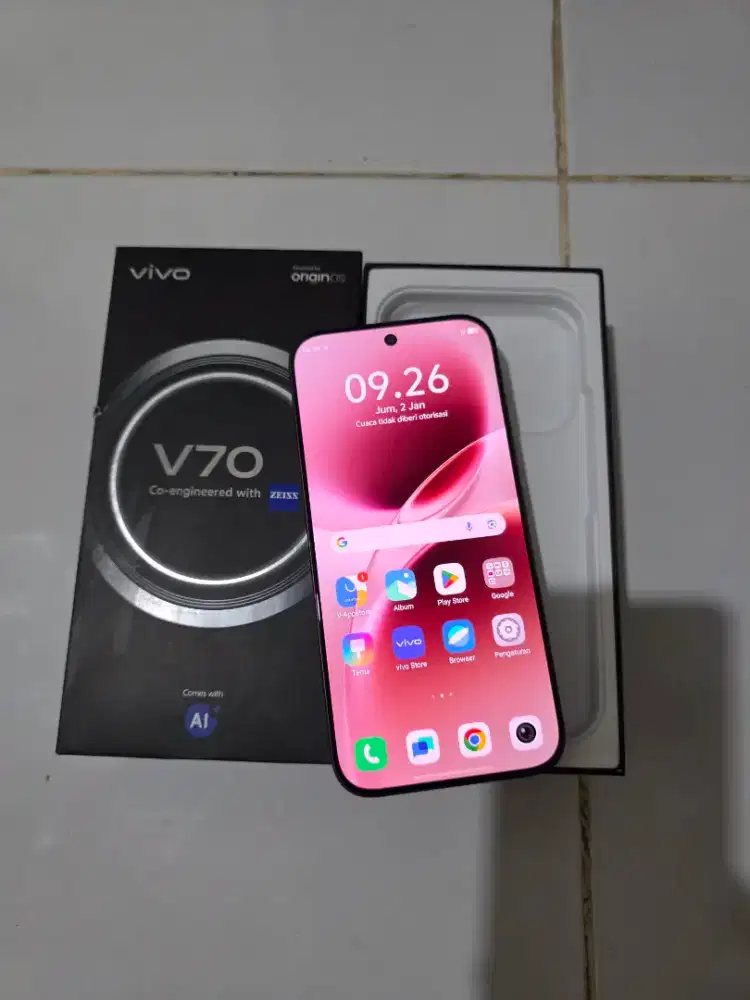 Vivo V70 5G 12/256GB Lengkap Normal