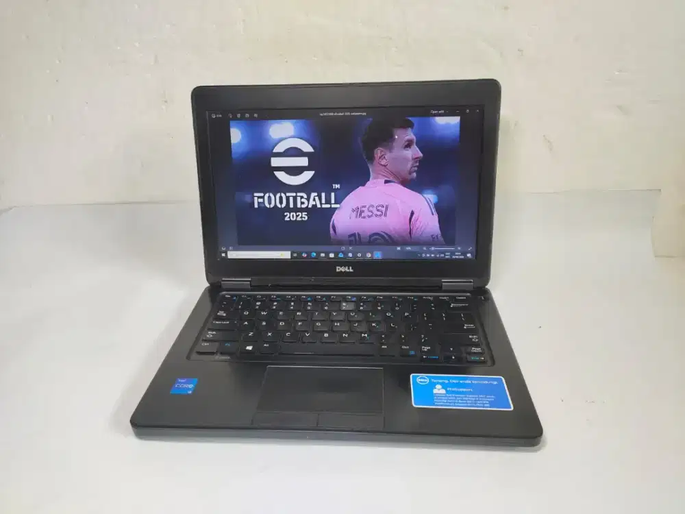 B1383 Dell Latitude E5250 core i5-5200U Ram 8GB ssd 240GB(100/52)