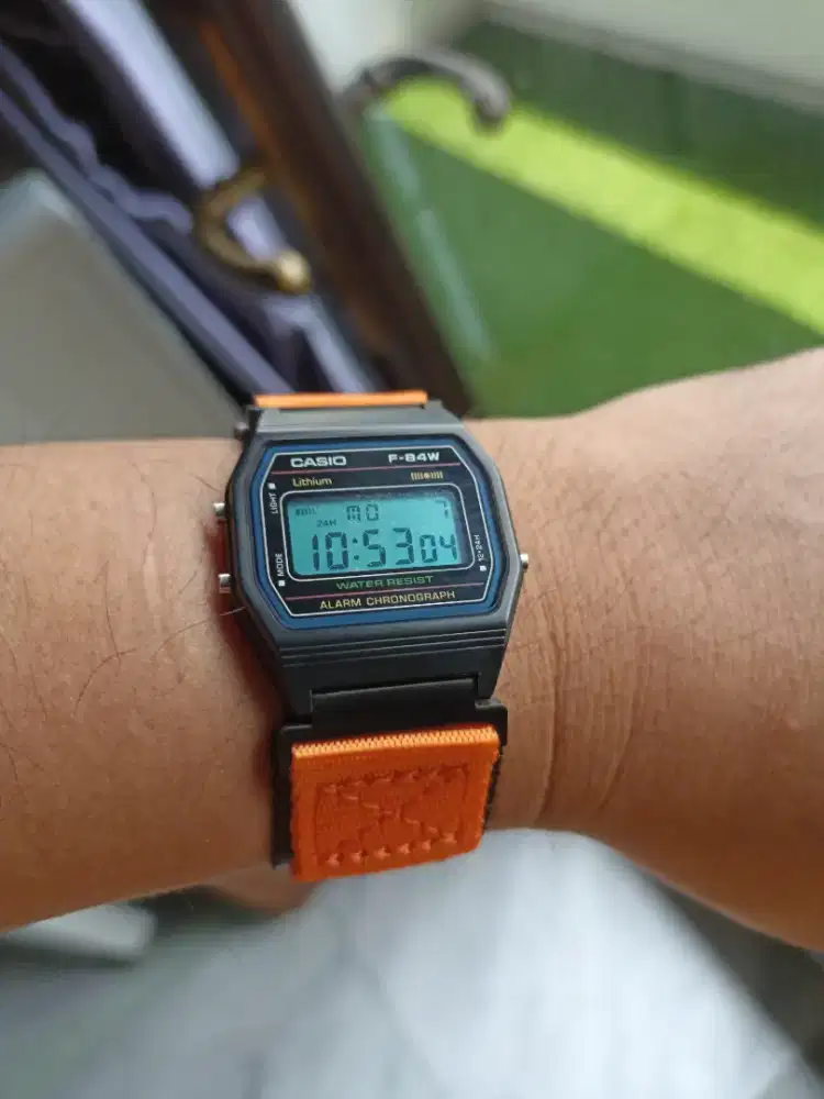 jam tangan casio f84w custom mod