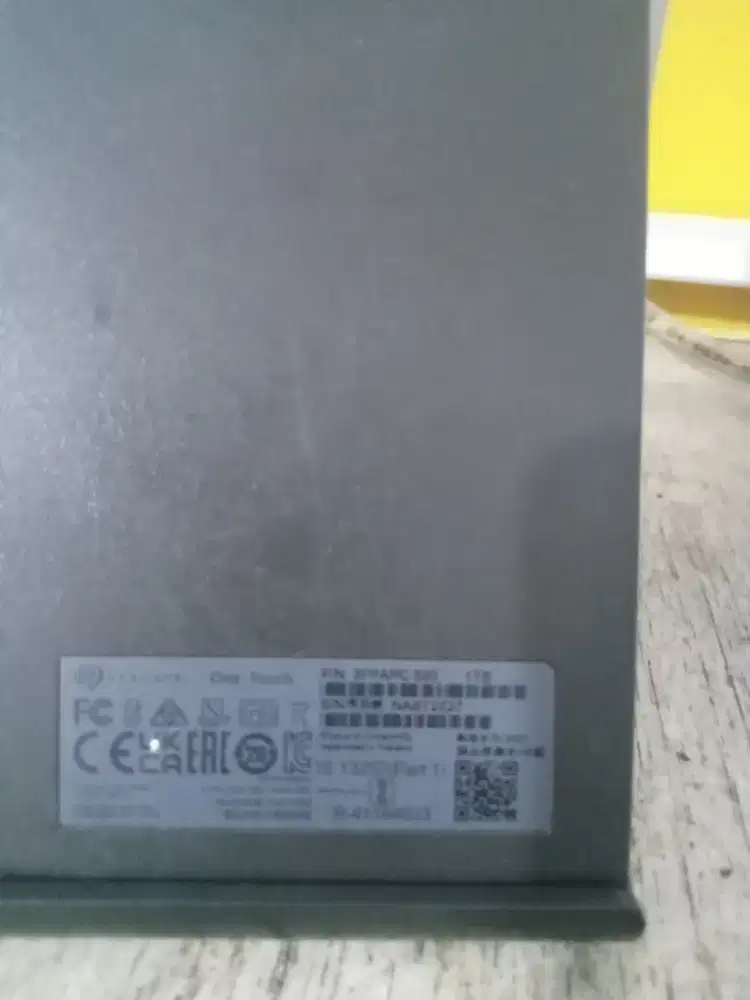 Hardisk Eksternal Seagate One Touch 1 TB Original - Mulus, Normal