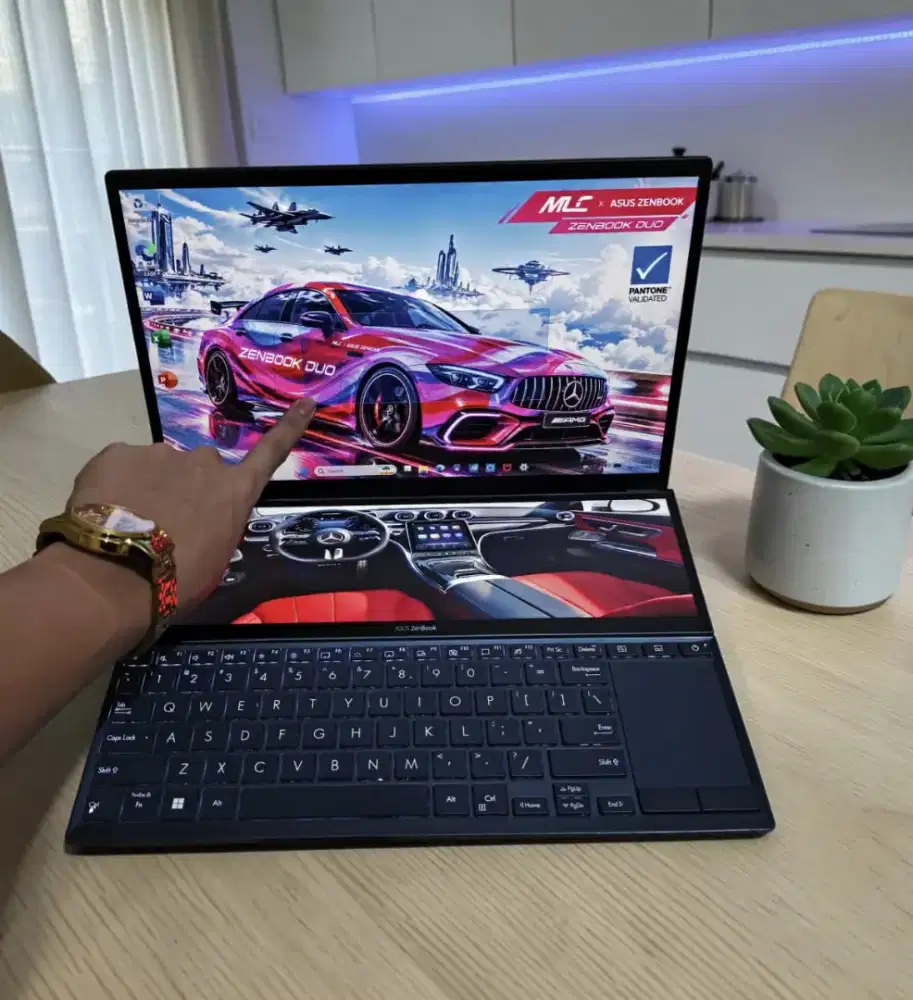 ASUS ZENBOOK PRO Duo  seri tertinggi di ZENBOOK Duo