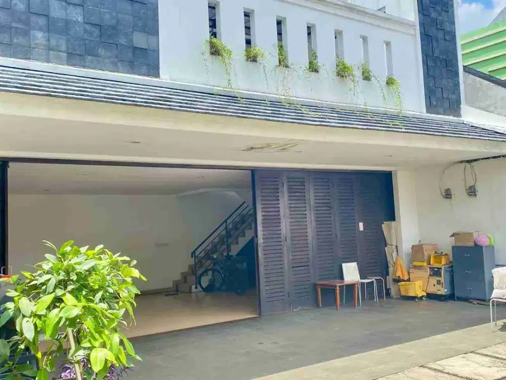 Dijual Rumah Siap Huni  Lokasi Strategis dekat Pintu Toll Kukusan,Depok