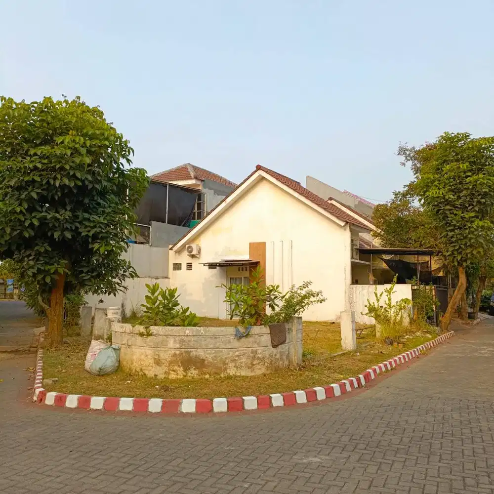 DIJUAL RUMAH PRIBADI DAERAH SURABAYA BARAT (LT 200m2, LB 50m2)