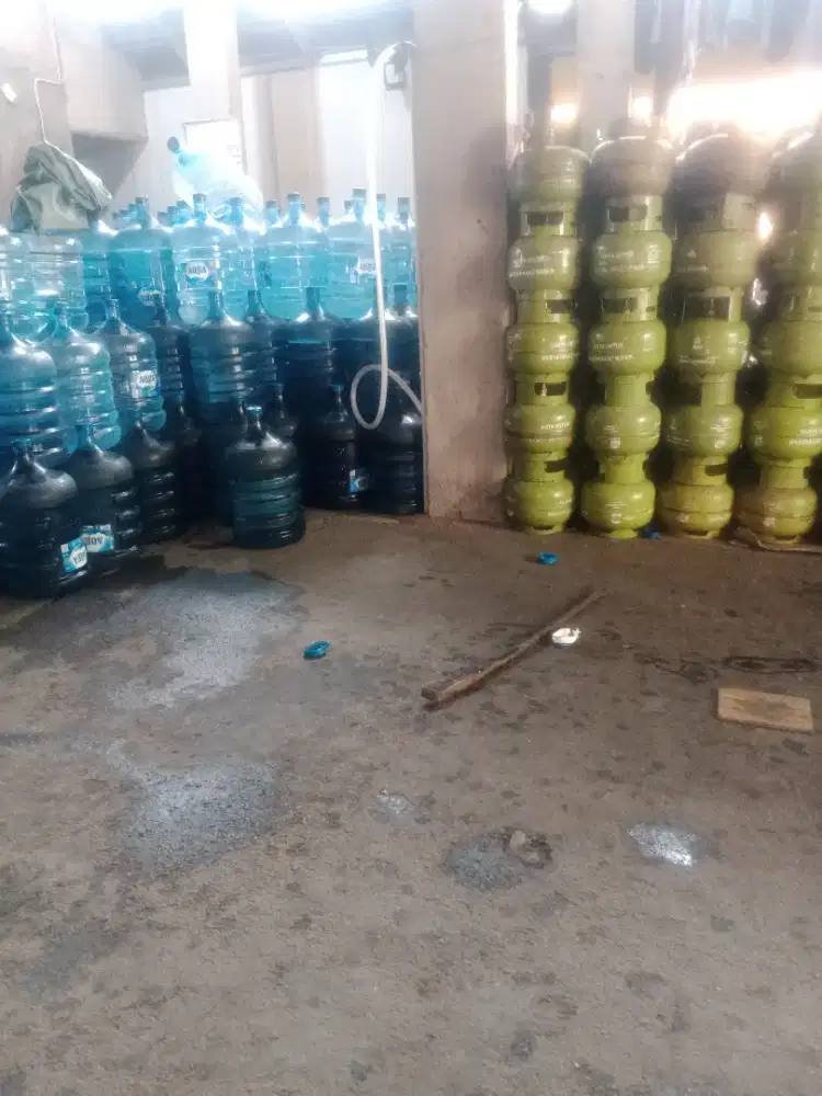 Kerja toko galon dan lpg