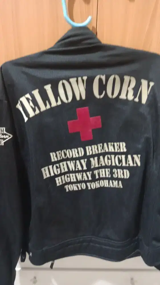 Jaket Yellow Corn Black