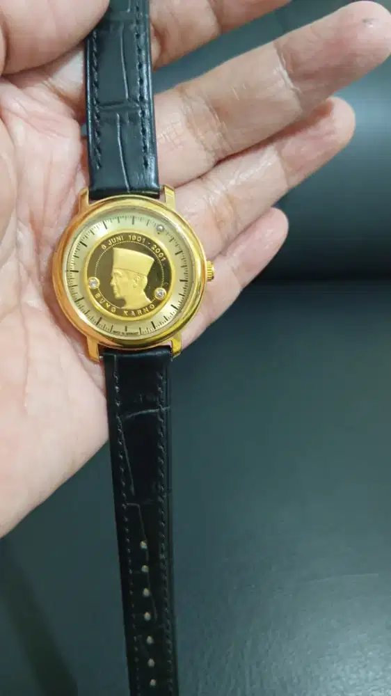 Jual segera Jam Antik