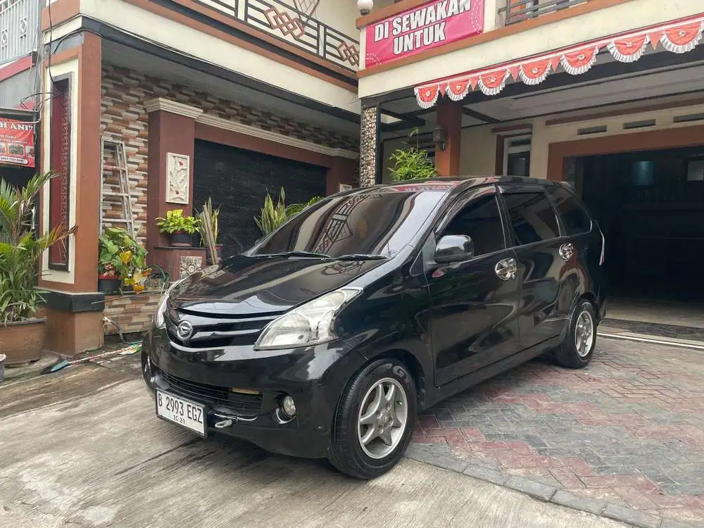 Daihatsu Xenia 2013 Bensin