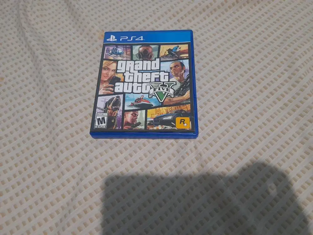 Kaset ps4 gta v
