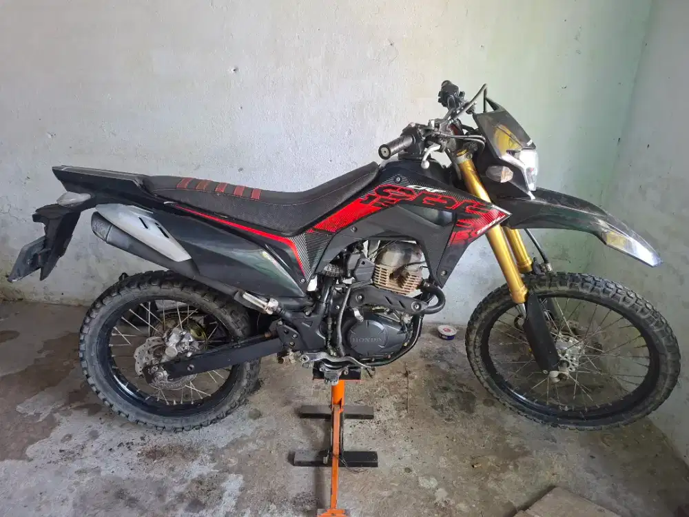Honda crf pajak aman