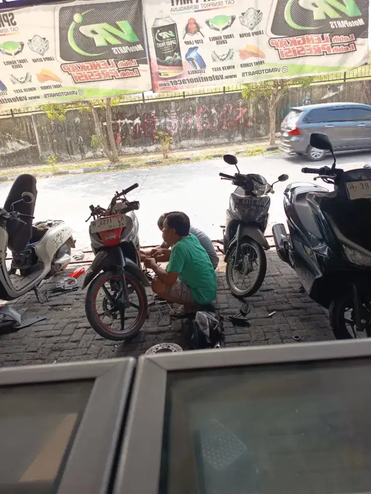 Cuci motor dan mobil panggilan