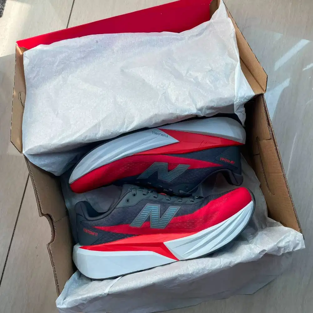 Sepatu Sneakers New Balance Rebel V5 Original NEGO