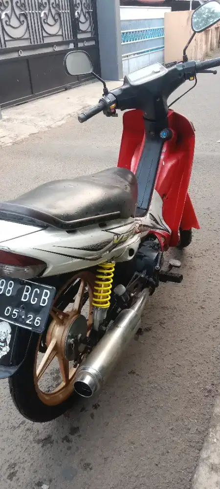 Yamaha, Vega, r 2005