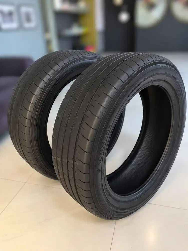 BAN YOKOMAHA BLUE EARTH 235/55/R20 102V
