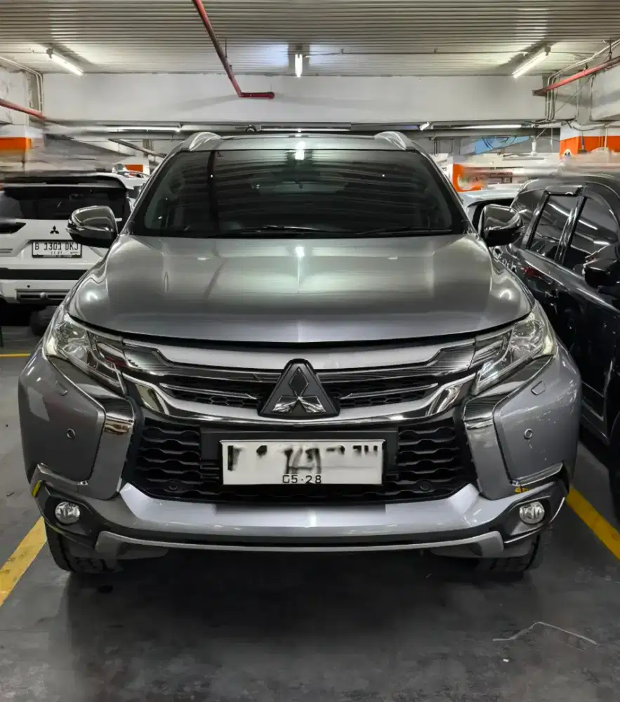 (Tangan ke 1) pajero sport dakar 2018