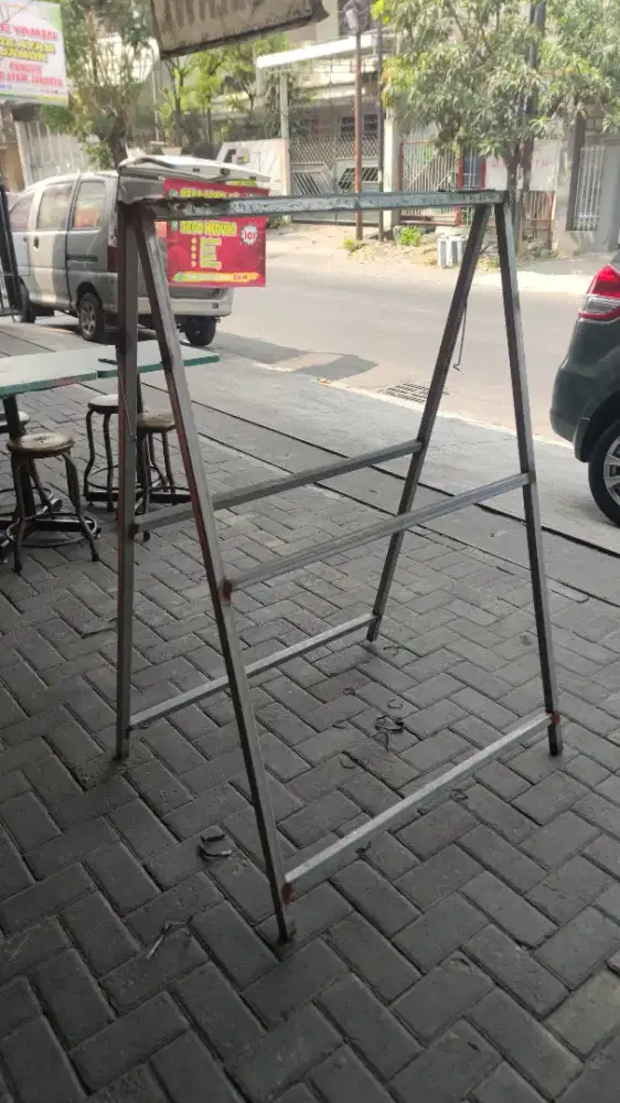 Banner stanlies