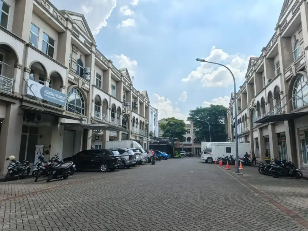 Ruko Strategis 2,5 Lantai Grand Galaxy Bekasi ID1310