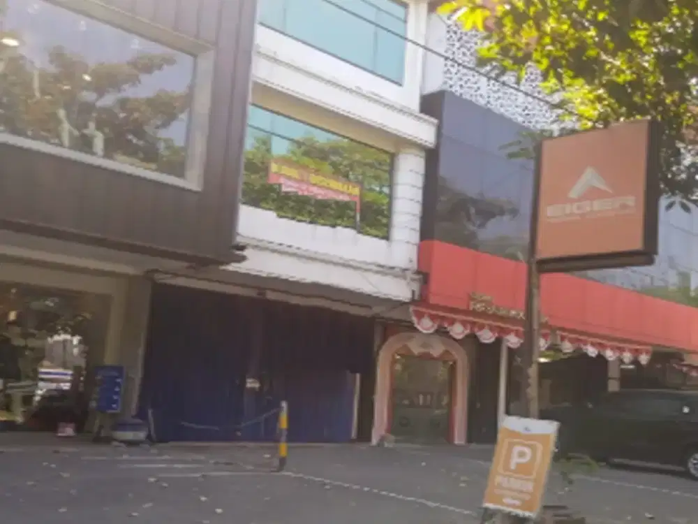 ruko dijual dan disewakan jalan diponegoro surabaya