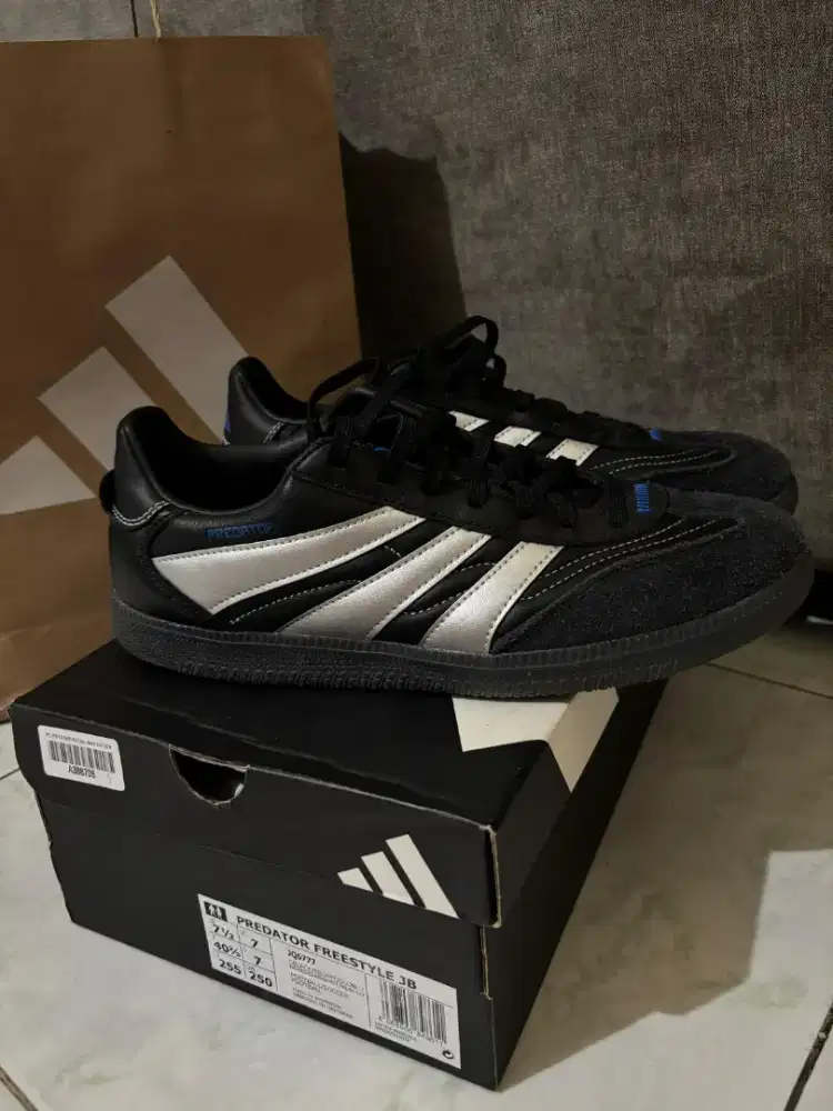 Sepatu Adidas Ori