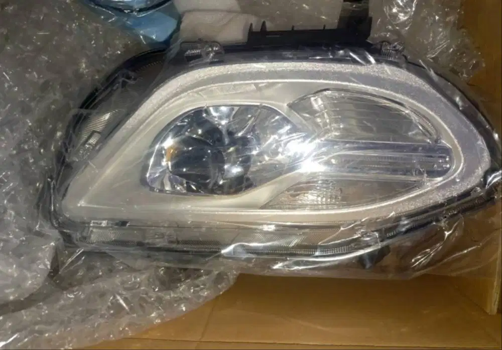 Headlamp kiri vinfast