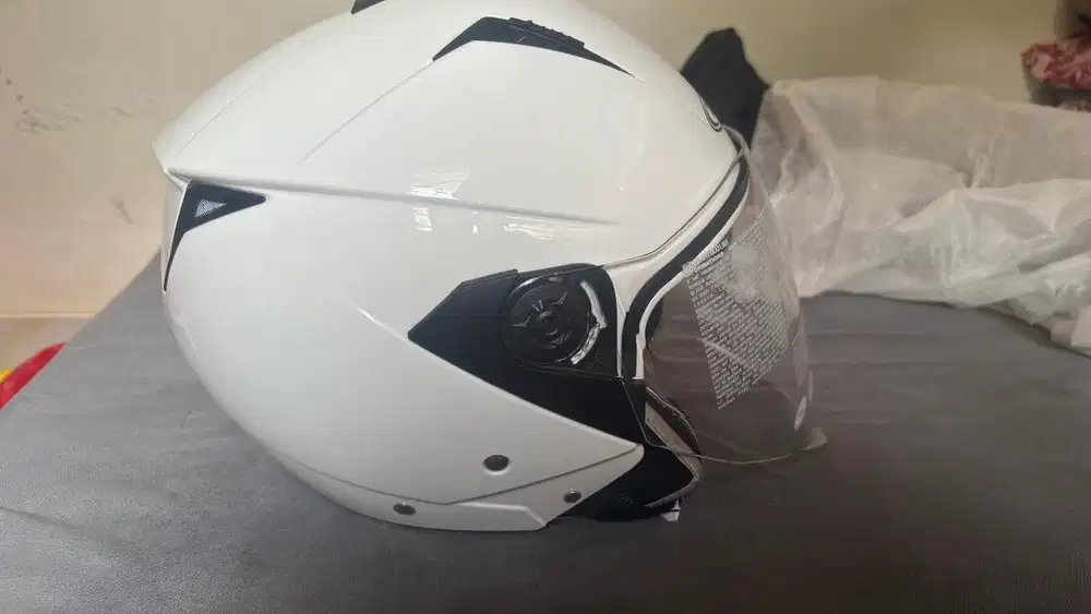 Helm Zeus ZS 205 Ukuran L (Baru)
