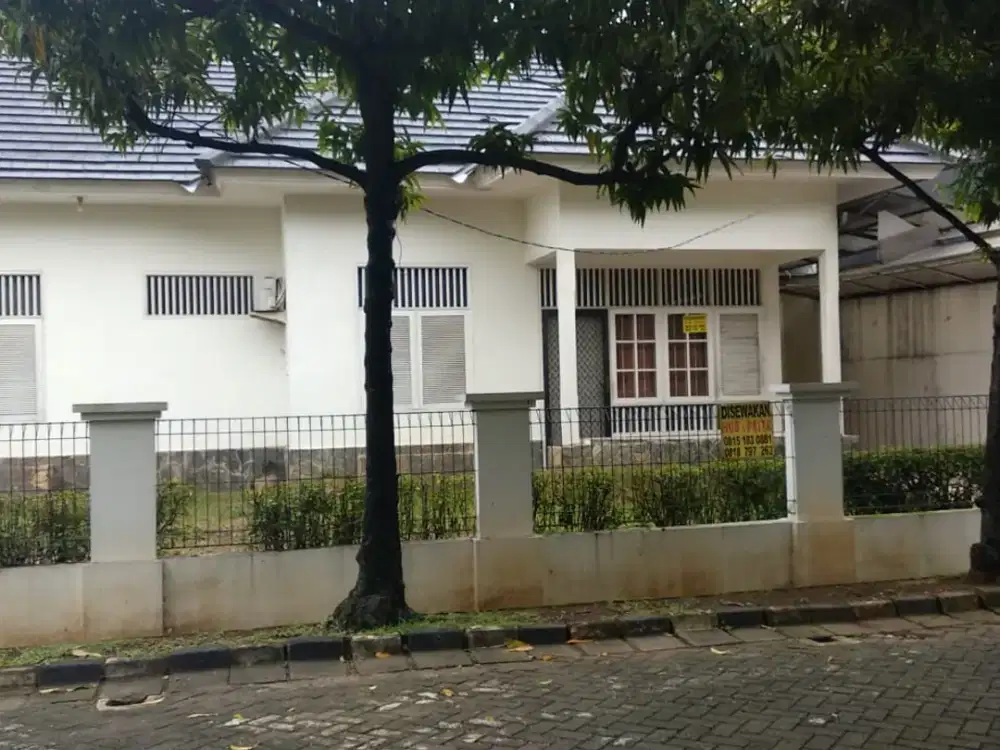 Rmh gus dekat Sekolah SVP, siap huni, 3+1kt , 2+1km, @ jl Express 2 YY-14,Kemang Pratama, Bekas