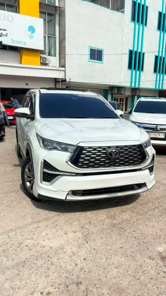 Innova zenix 2.0 Q hybrid modelista