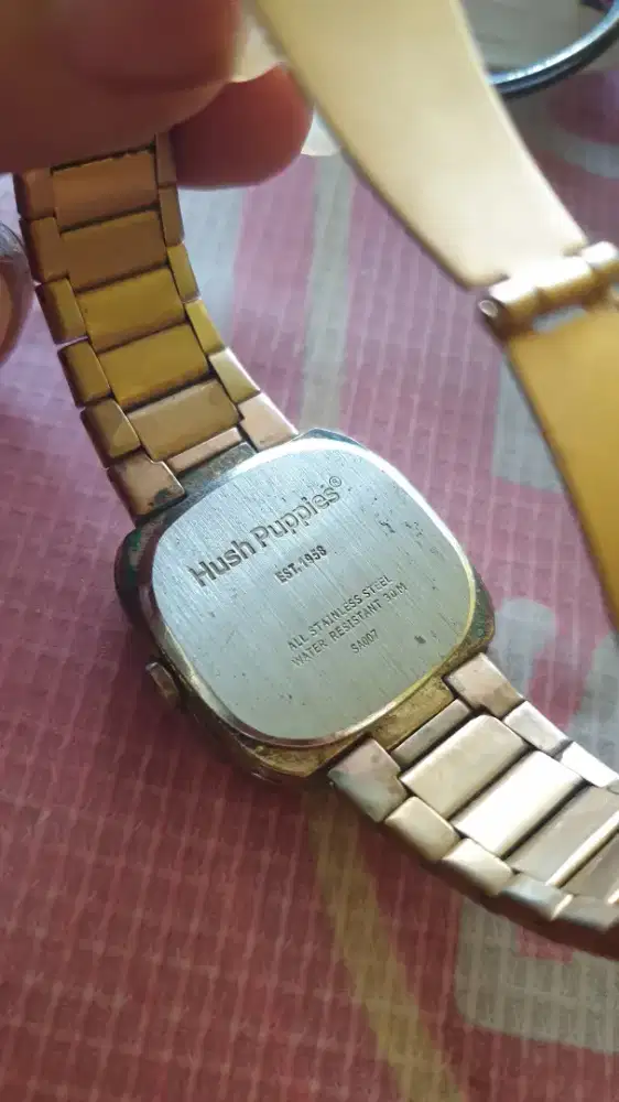 Jam tangan hush puppies